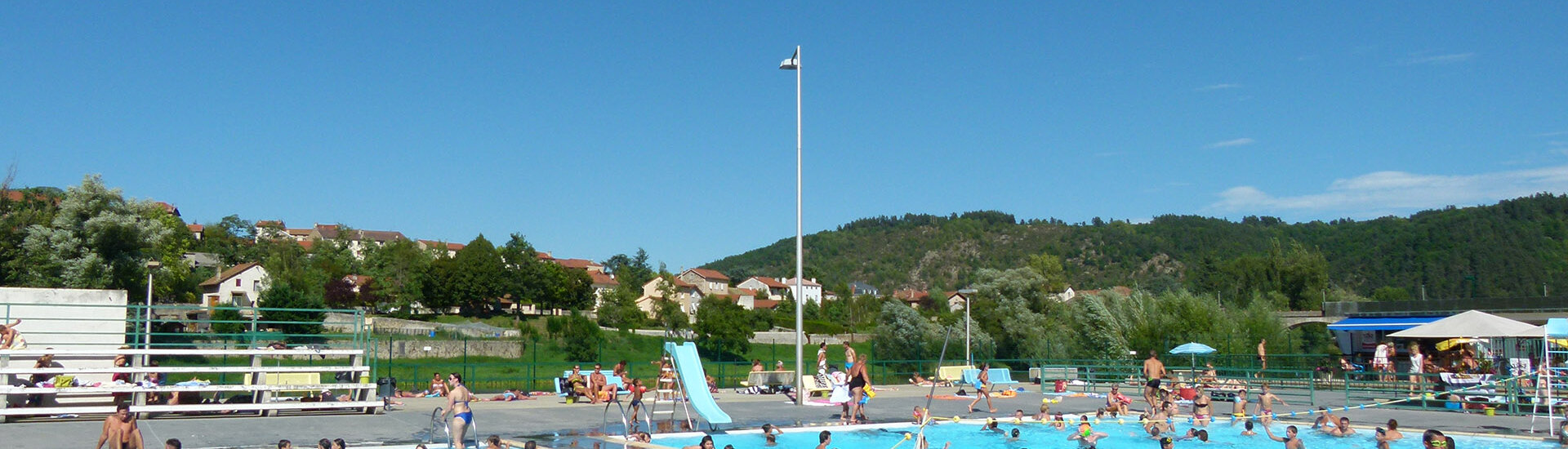 Piscine extérieure de la commune de Retournac dans le 43